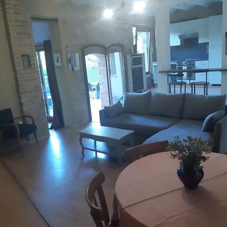 Charmant Appartement Vue Sur La Riviere. アルビ エクステリア 写真